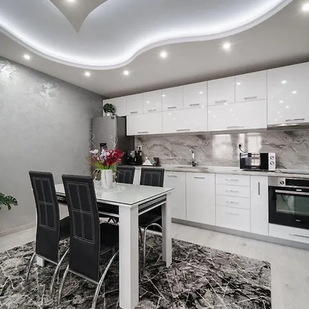 - A Brand New Luxury & Comfy 2 Appartement