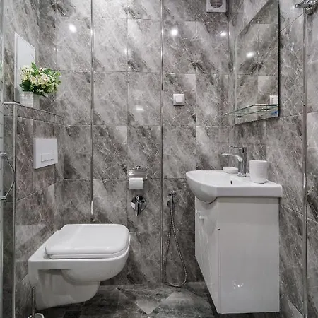 - A Brand New Luxury & Comfy 2 * Asenovgrad