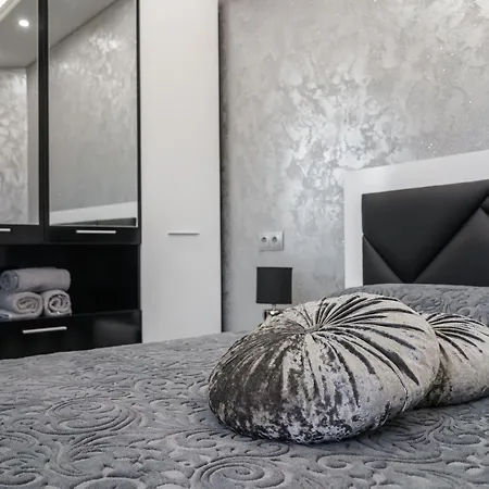 - A Brand New Luxury & Comfy 2 Appartement